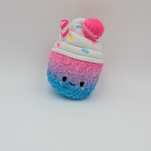 fluff Plush Blue Textured Stuffie with Fluffie Tag